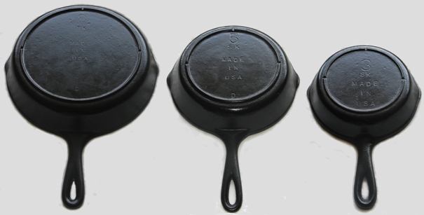 1983 Lodge 8,5,3 Skillet Bottoms View